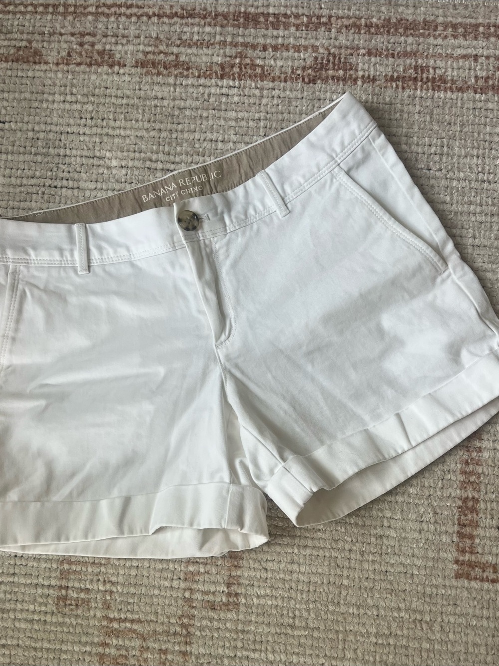 Banana Republic White Chino Cuffed Women's Shorts
